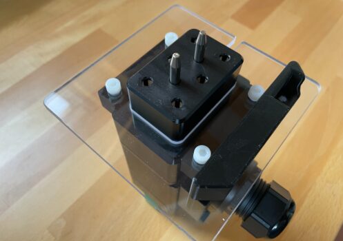 MTA Motorenprüfadapter mit Berührungsschutz und Kaltleiterkontaktierung Motorenprüfadapter MTA mit Berührungsschutzplatte und zusätzlicher Kaltleiterkontaktierung für sichere Prüfabläufe